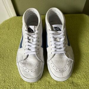 Vans Women’s Skateboard Sneakers